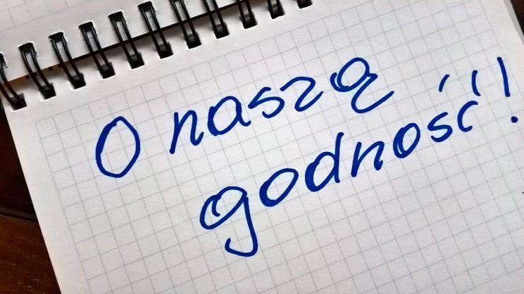 O naszą godność