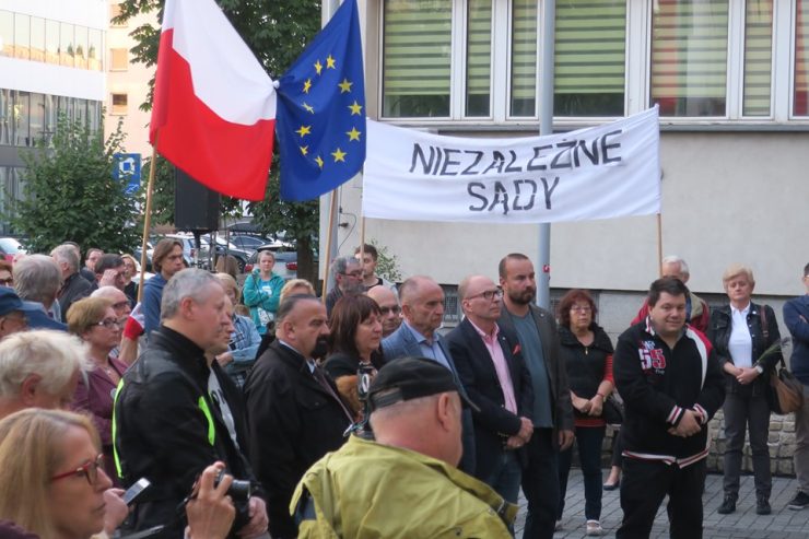Kraków: Stop szykanowaniu niezależnych prokuratorów! - relacja